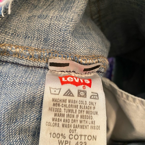 Vintage Levi’s‎ Cut-off Denim Jean Blue Shorts - Picture 5 of 6